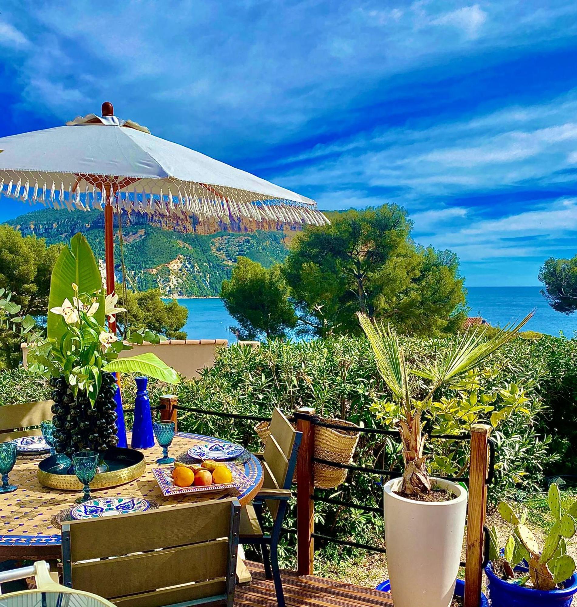 Astoria Maison D Hotes Vue Avec Piscine Homestay